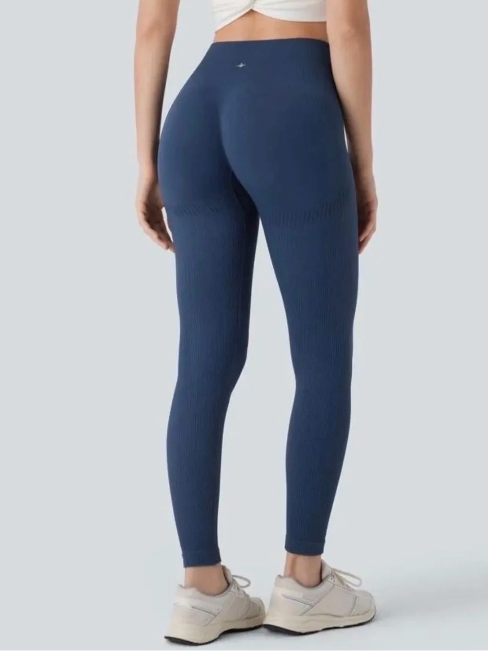 Halara Seamless Flow High Waisted Tummy Control 7/8 Legging Peacoat - Picture 4 of 7
